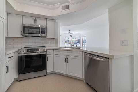 815 W Boynton Beach Boulevard, Boynton Beach, FL 33426