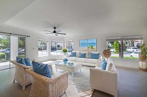 815 W Boynton Beach Boulevard, Boynton Beach, FL 33426
