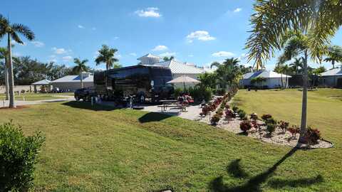 567 NW Chipshot Lane, Port Saint Lucie, FL 34986