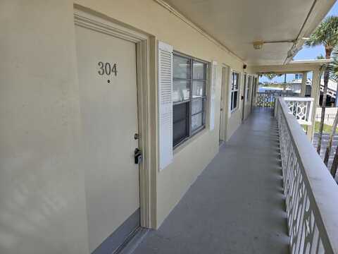 3915 S Flagler Drive, West Palm Beach, FL 33405