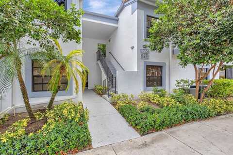 5450 Verona Drive, Boynton Beach, FL 33437
