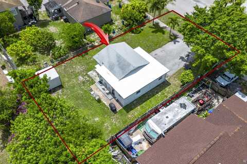 4337 Clinton Boulevard, Lake Worth, FL 33461