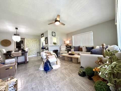 123 Andover E, West Palm Beach, FL 33417
