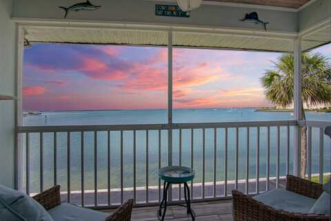 1177 Bayshore Drive, Fort Pierce, FL 34949