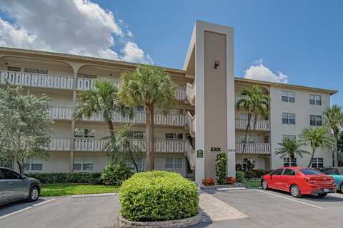 2301 Lucaya Lane, Coconut Creek, FL 33066