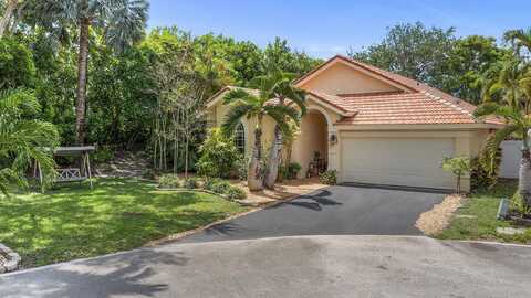 6815 NW 28th Street, Margate, FL 33063