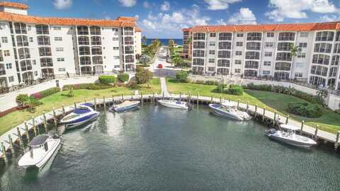 2871 N Ocean Boulevard, Boca Raton, FL 33431