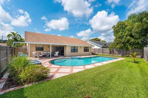 9102 Bedford Drive, Boca Raton, FL 33434