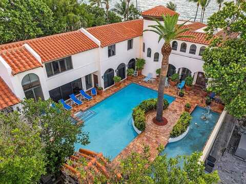 1 Ocean Lane, Manalapan, FL 33462