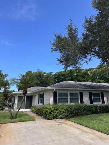 10140 44th Drive S, Boynton Beach, FL 33436