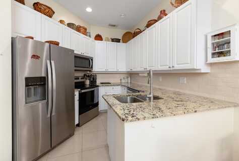 452 NE Canoe Park Circle, Port Saint Lucie, FL 34983
