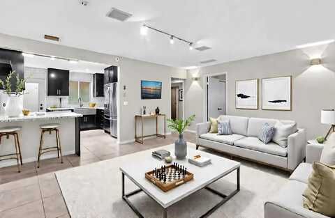 318 NE 1st Avenue, Delray Beach, FL 33444
