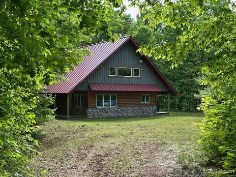 23505 CRAIG LAKE ROAD, MICHIGAMME, MI 49861