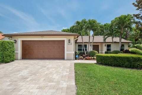 6085 Elmwood Drive, Boca Raton, FL 33433