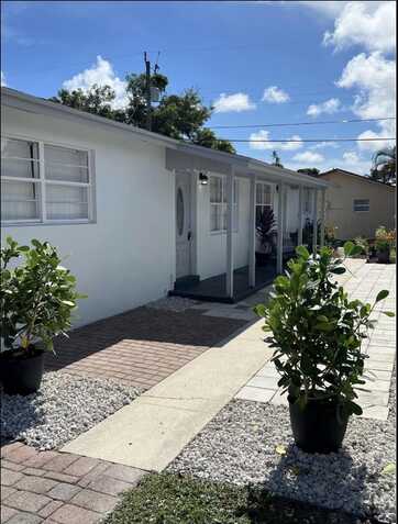 944 Green St Street, West Palm Beach, FL 33406