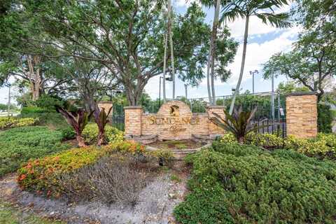 2900 S University Drive, Davie, FL 33328