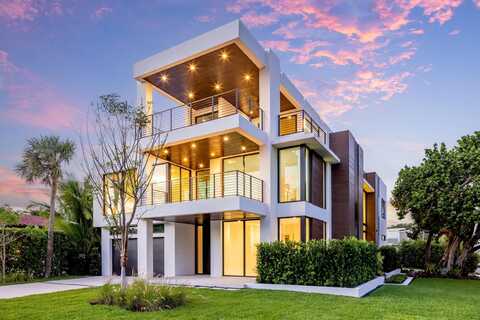 98 NE Spanish Trail, Boca Raton, FL 33432