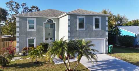 1516 SW Abingdon Avenue, Port Saint Lucie, FL 34953