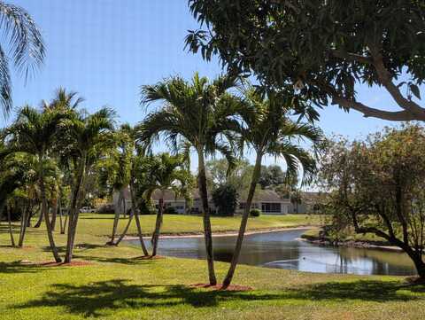 2700 Fiore Way, Delray Beach, FL 33445