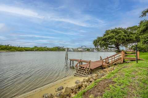 382 Golfview Road, North Palm Beach, FL 33408
