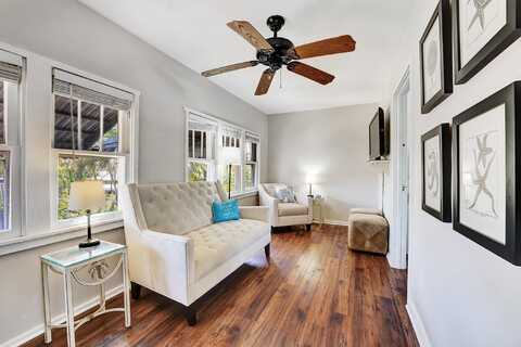 1627 N Ocean Breeze, Lake Worth, FL 33460