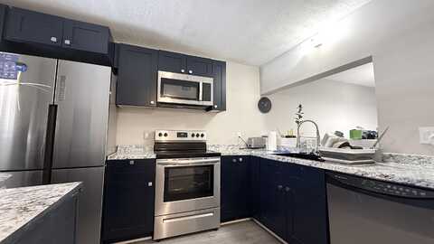 2925 SW 22nd 2030 Avenue, Delray Beach, FL 33445
