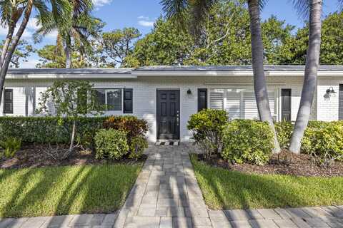 2639 SW 8th Street, Boynton Beach, FL 33435
