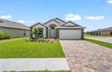 569 Dillard Drive SE, Palm Bay, FL 32909