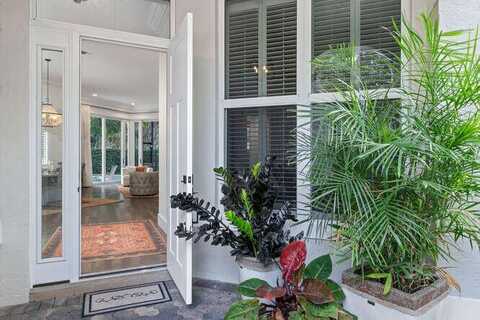 2707 Players Court, Wellington, FL 33414