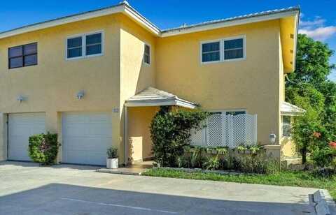 252 SW 6th Str, Boca Raton, FL 33432