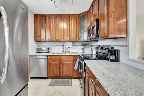 236 Monaco E, Delray Beach, FL 33446