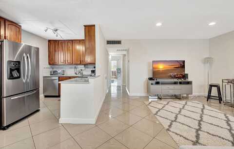 236 Monaco E, Delray Beach, FL 33446