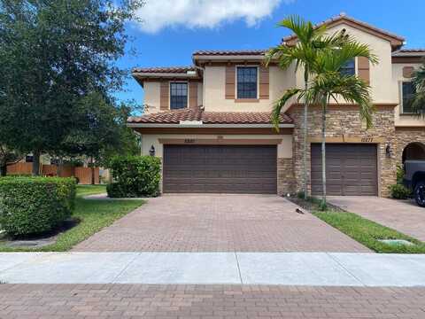 10283 Wellington Parc Drive, Wellington, FL 33449