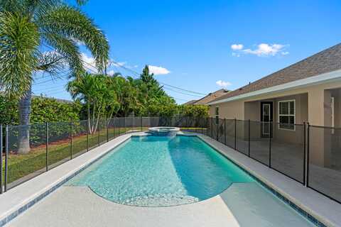 4672 SW Wade Drive, Port Saint Lucie, FL 34953
