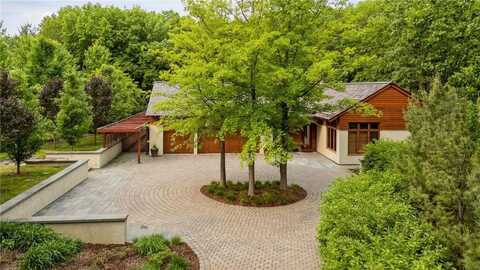 20545 Linden Road, Deephaven, MN 55331