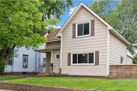 724 Pierce Street NE, Minneapolis, MN 55413