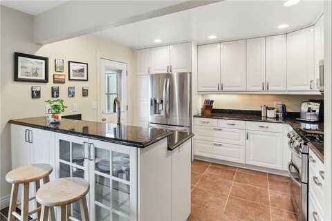 166 Windsor Lane, New Brighton, MN 55112
