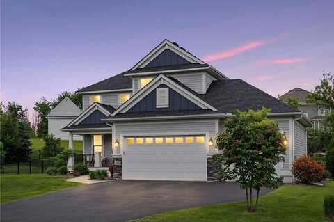 4528 Fable Hill Parkway N, Hugo, MN 55038
