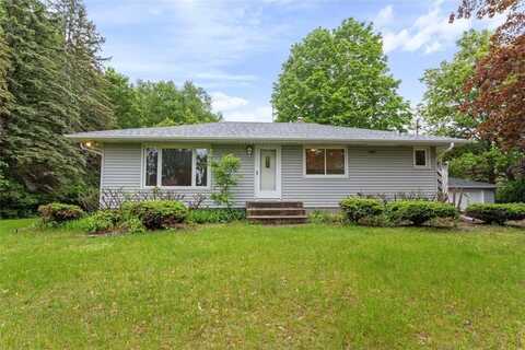 8309 39th Street N, Lake Elmo, MN 55042
