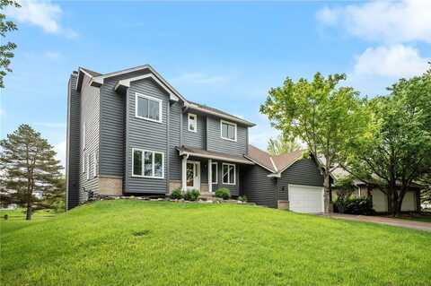 8798 Fountain Lane N, Maple Grove, MN 55311