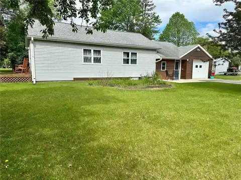 601 4th Street W, Park Rapids, MN 56470