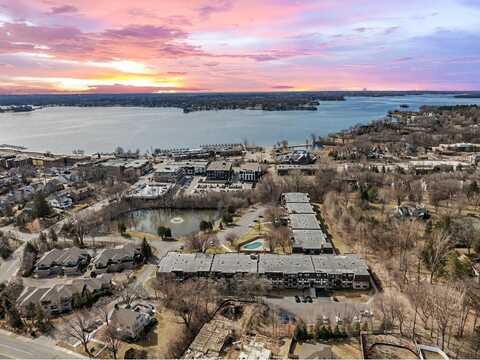 205 Barry Avenue S, Wayzata, MN 55391