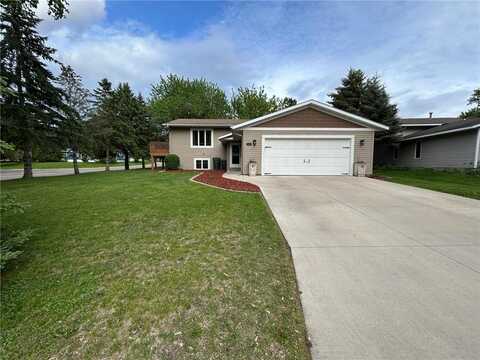 605 Park Island Drive SW, Hutchinson, MN 55350