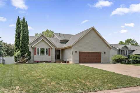 7889 18th Street N, Oakdale, MN 55128