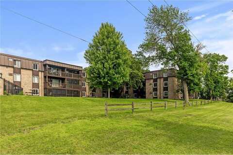 4207 Lakeside Avenue N, Brooklyn Center, MN 55429