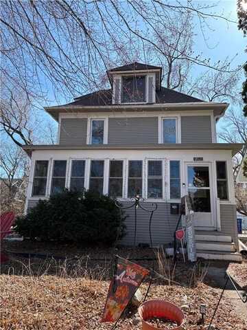 1460 Hague Avenue, Saint Paul, MN 55104