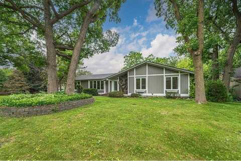 1496 N Innsbruck Drive, Fridley, MN 55432