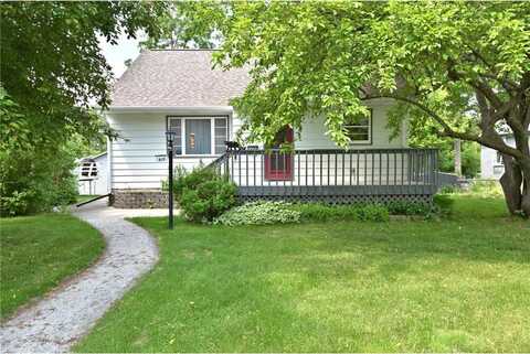619 NW 9th Avenue, Grand Rapids, MN 55744