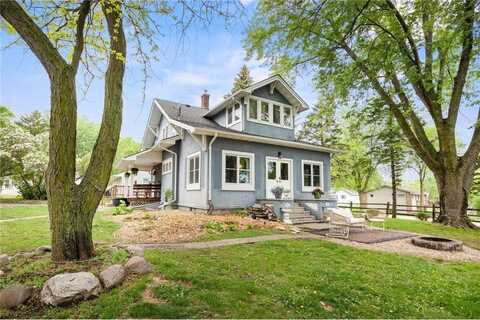 210 Kingsley Street S, Winsted, MN 55395