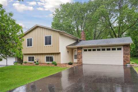 12033 Chesholm Lane, Eden Prairie, MN 55347
